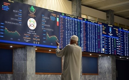 Stock Market Surges, Index Crosses 139,000 Again