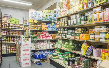 Retailers Pay Rs 455B More Tax in FY25