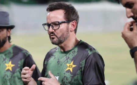 Mike Hesson Shares Key Lessons from Bangladesh Series: A New Era for Pakistan Cricket