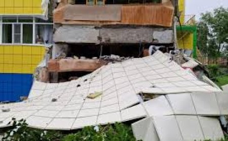 Powerful Earthquake Shakes Russia's Kamchatka, Triggers Widespread Tsunami Alerts