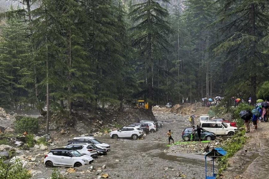 Babusar Top Cloudburst Kills 5, Several Still Missing