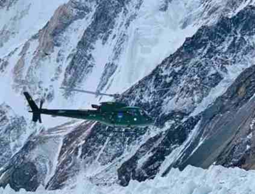 Pakistani Army Saves Tourists Stuck in Deosai