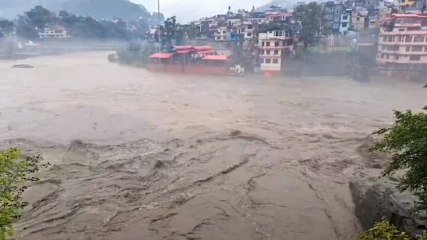 Heavy Rains, Flash Floods Kill 234 in Pakistan in One Month