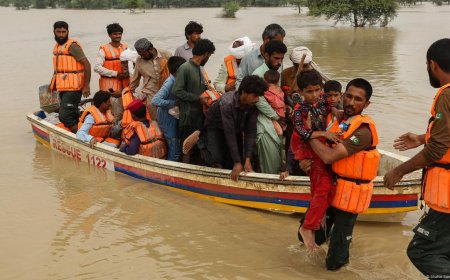 KPK CM Grants Rs. 20 Lakh Compensation for Flood Victims