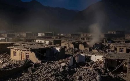 Hundreds Killed as Powerful Earthquake Strikes From Afghanistan