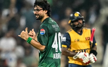 Asia Cup 2025: Fans Praise Abrar, Slam India’s Spirit