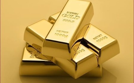 Gold Prices in PAK Break Records, Racing Toward Rs. 450,000 Mark