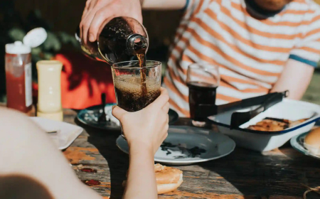 Research Reveals a Hidden Link Between Soft Drinks and Depression