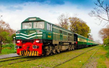 Pakistan Railways Cracks Down: Heavy Fines Imposed on Passengers