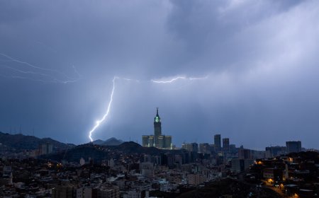 Saudi National Centre for Meteorology Warns of Flash Floods as Rain Hits Multiple Provinces