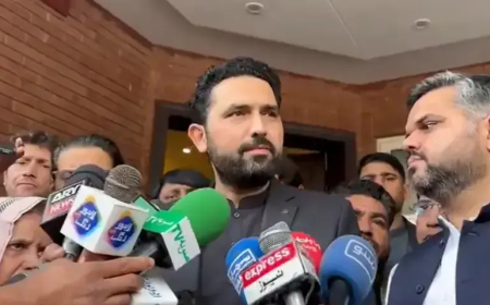 KP CM Afridi to Take PTI Street Campaign to Sindh, Balochistan