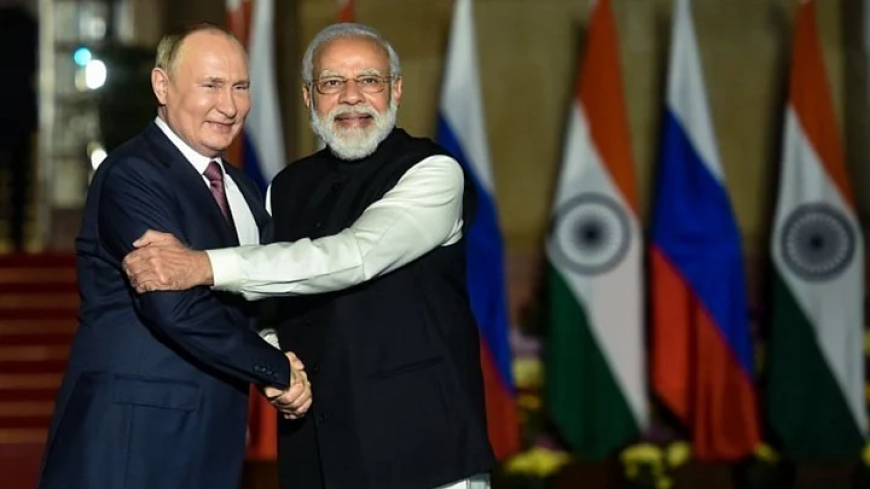 Putin Lands in Delhi for High-stakes India Visit, Defence and Trade Deals