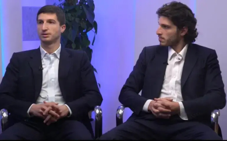 Imran Khan’s Son Accuses Govt of Stopping Visas to See Jailed Father