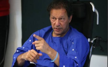 Imran Khan Gets Third Eye Injection at PIMS