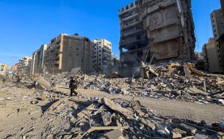 Israel Sets 2-Week Deadline for Lebanon Talks