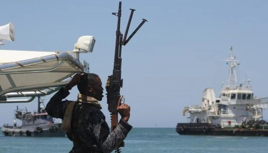 Somali Pirates Still Hold 11 Pakistanis Captive