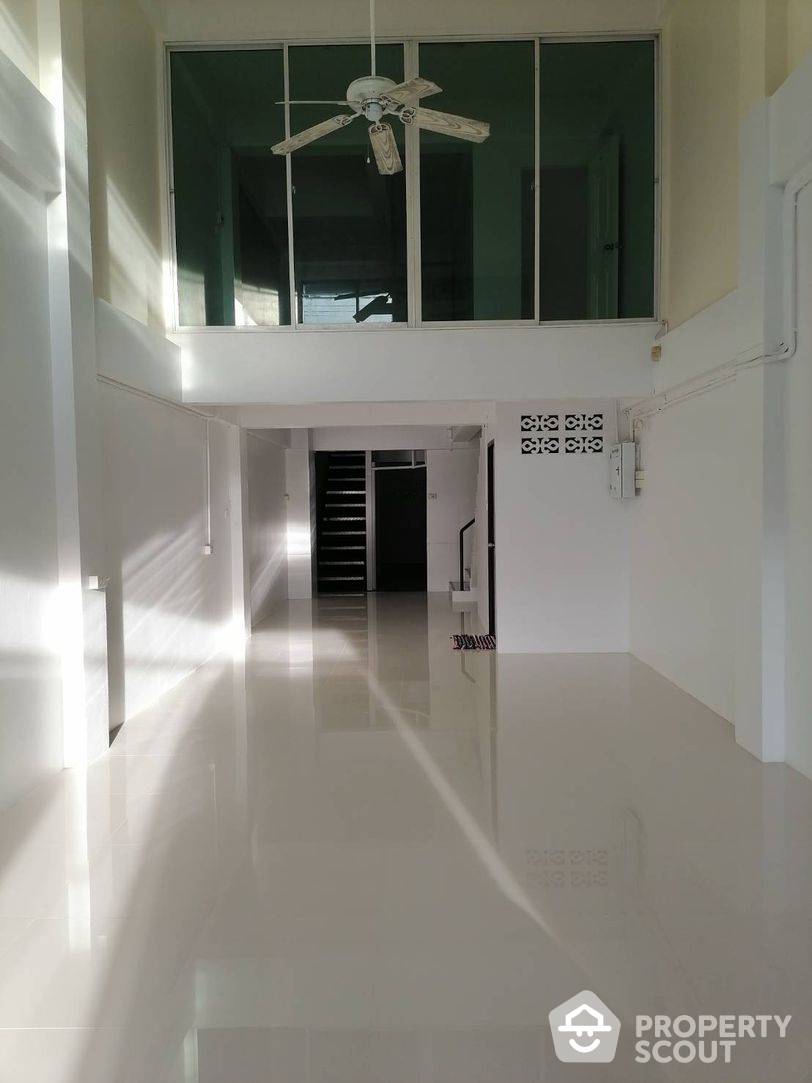 บ้าน 3 นอน ห้องใหญ่