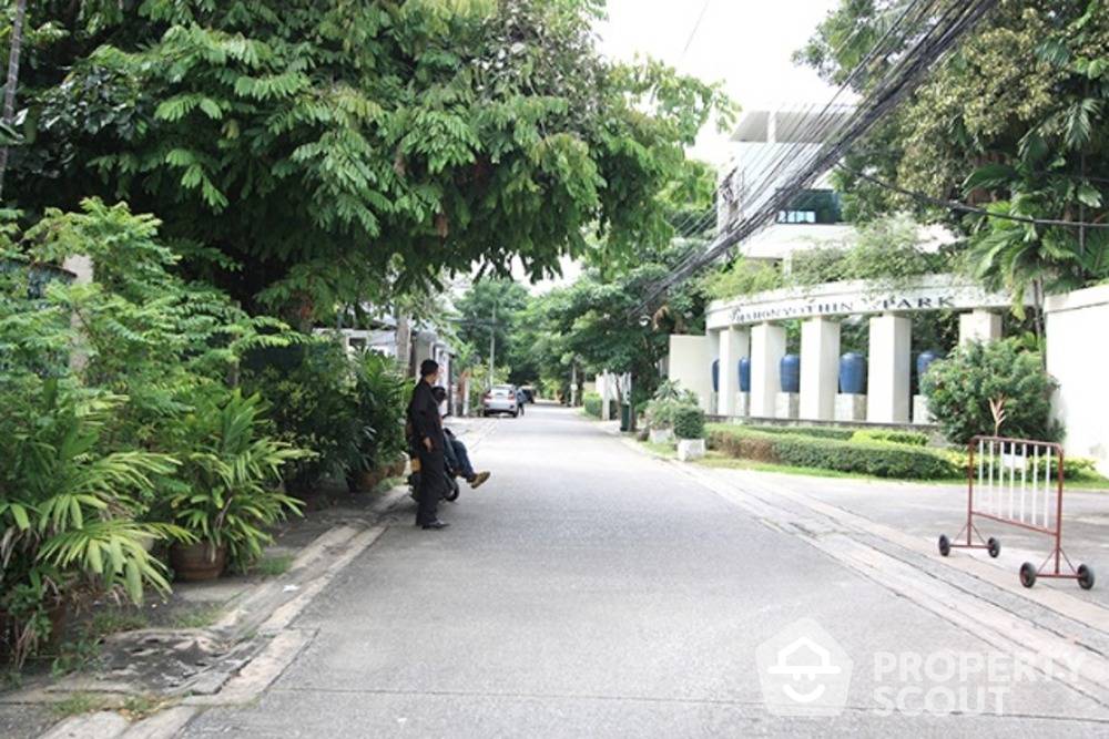 บ้าน 5 นอน ห้องใหญ่