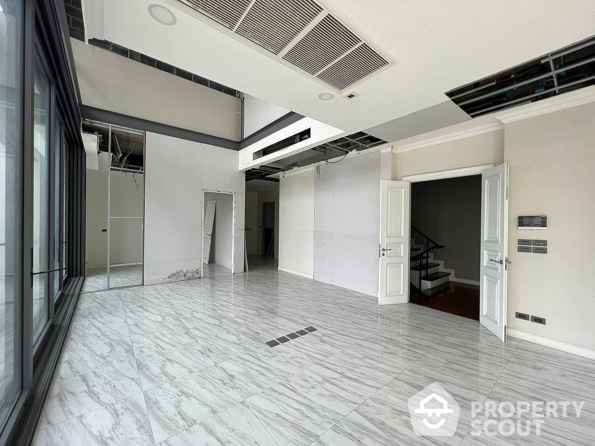 บ้าน 4 นอน ห้องใหญ่