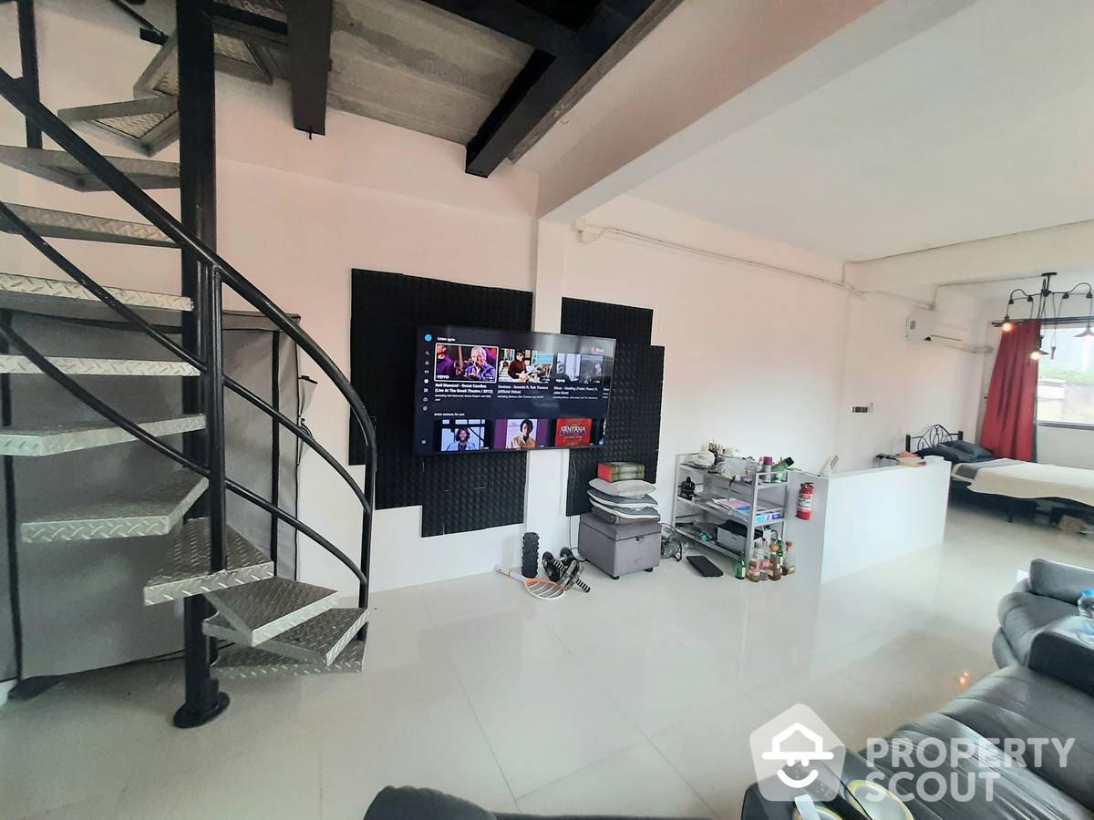 ทาวน์เฮาท์ 3 นอน ห้องใหญ่