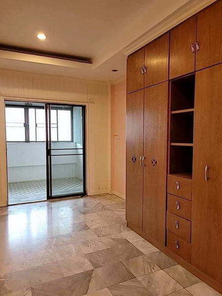 For Rent Bangkok Single House Lat Phrao MRT Suthisarn Huai Khwang BRE19033