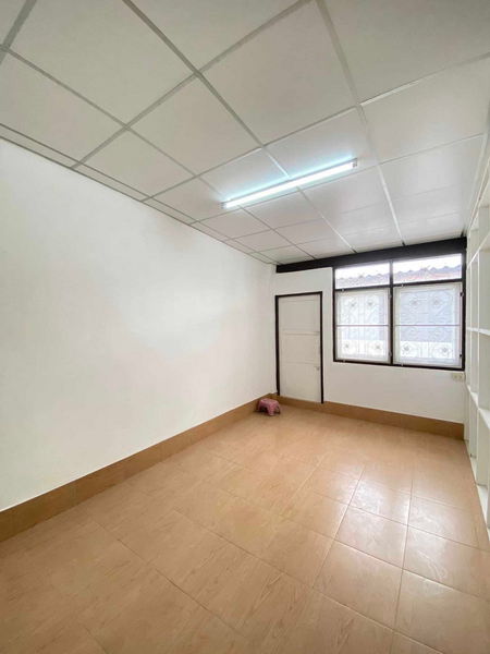 For Sale and Rent Bangkok Shophouse Sukhumvit BTS Bang Chak Phra Khanong BRE19048