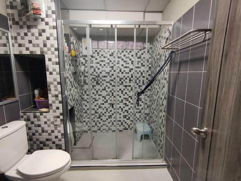 For Sale Bangkok Town House Charansanitwong MRT Bang Yi Khan Bang Phlat BRE17532