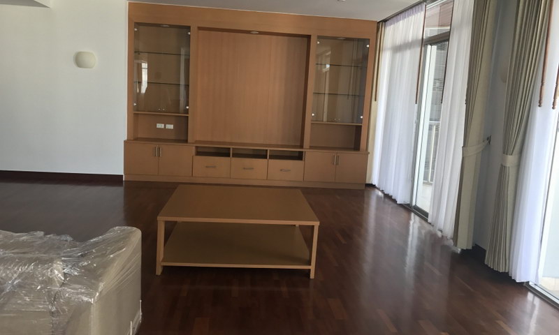 For Rent Bangkok Apartment Sukhumvit 23 BTS Asok MRT Sukhumvit Watthana BRE6825