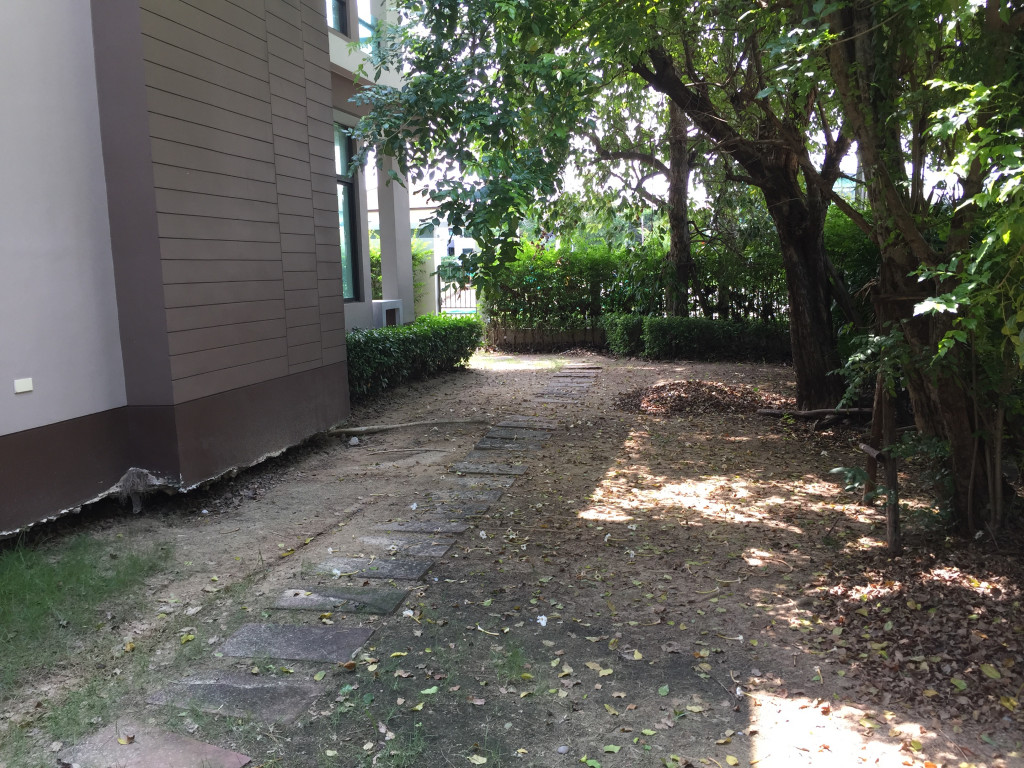 For Sale and Rent Bangkok House Setthasiri Onnut - Srinakarindra Rama 9 Prawet BRE9595