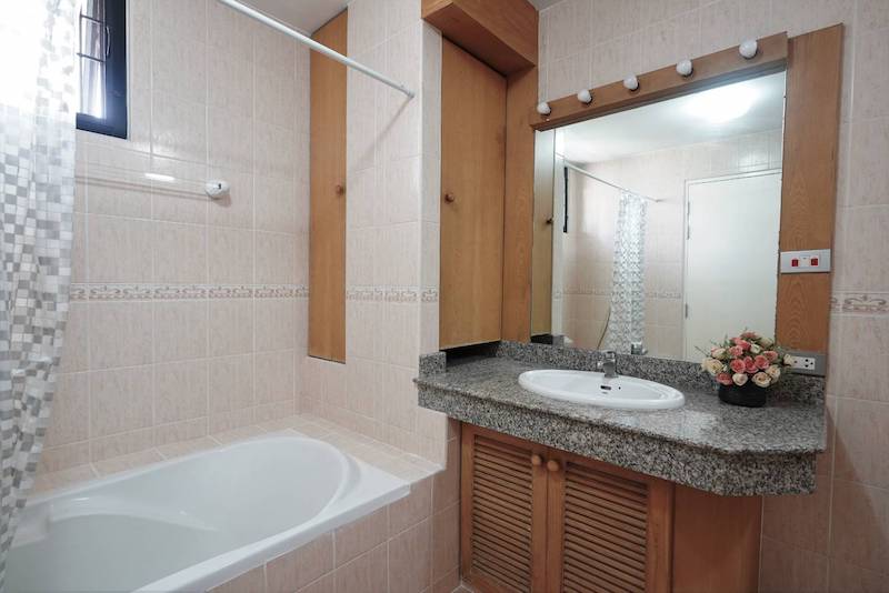 For Rent House Phahon Yothin BTS Ratchayothin Chatuchak BRE8758