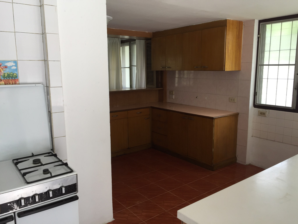 For Rent Bangkok Town Home Yen Akat BTS Chong Nonsi MRT Lumphini Yan Nawa BRE11568