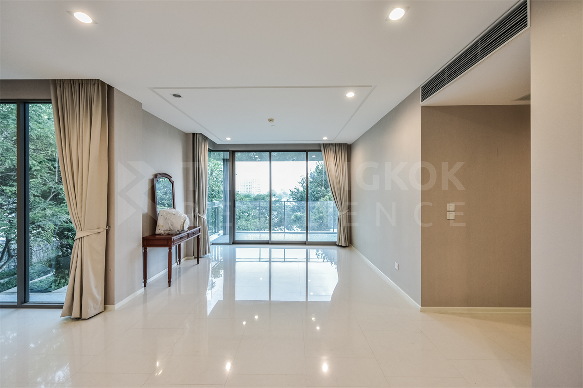 333 Riverside | BR-C221215006BA