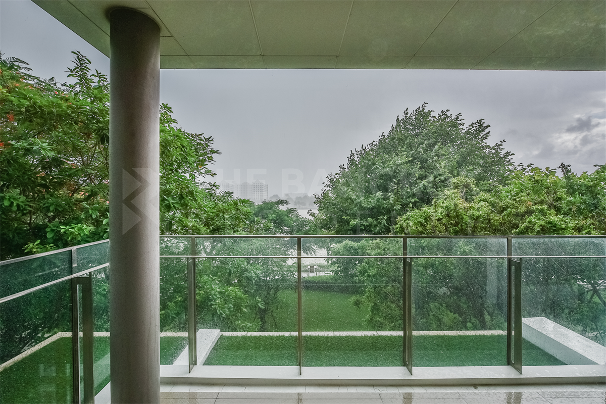 333 Riverside | BR-C221215006BA