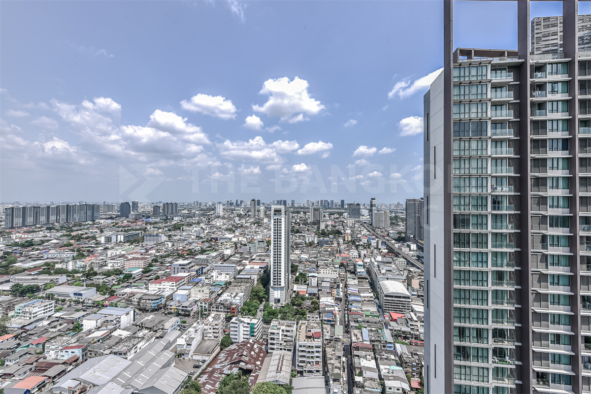 333 Riverside | BR-C2202170152BA
