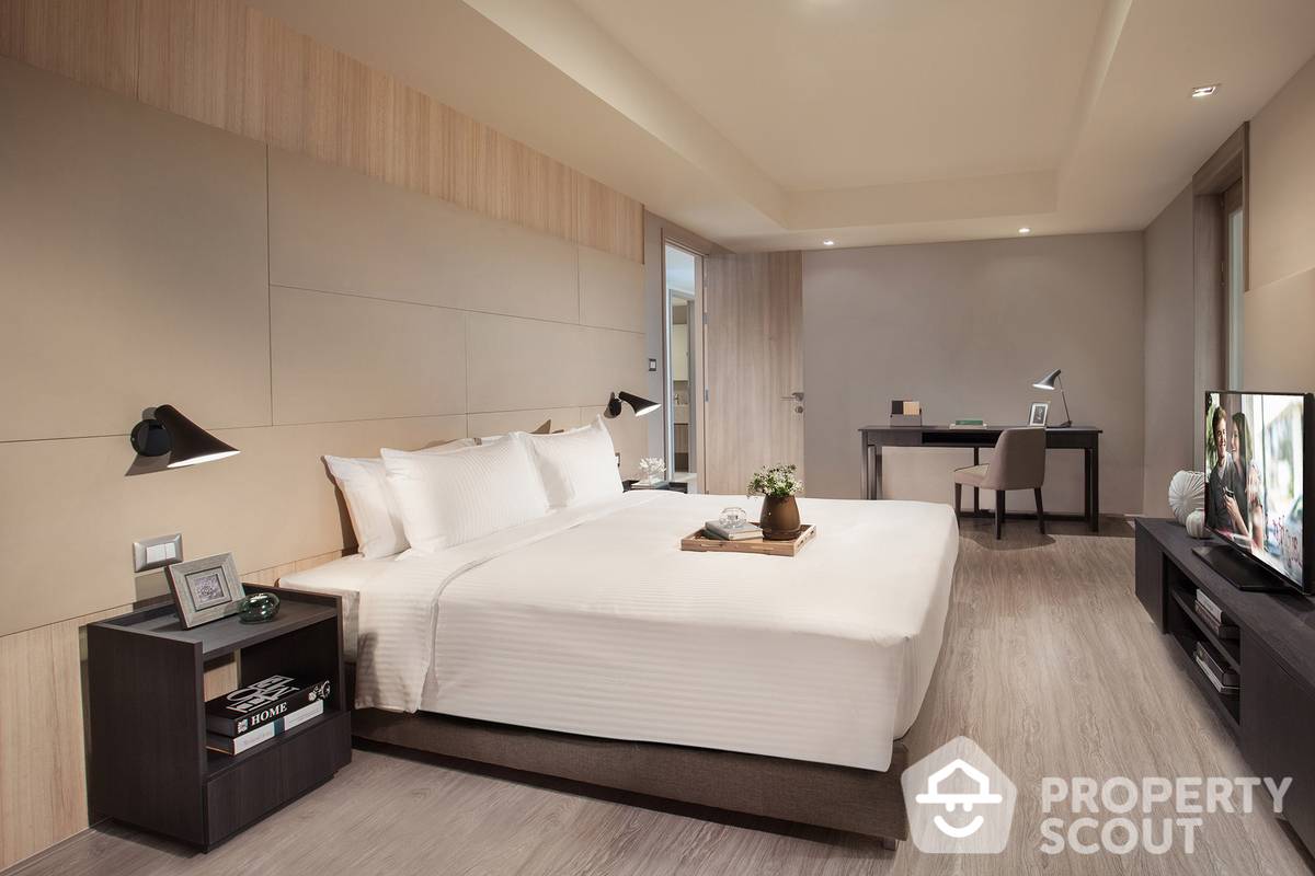 Contemporary 3-BR Serviced Apt. | Min. Lease 6 Mth
