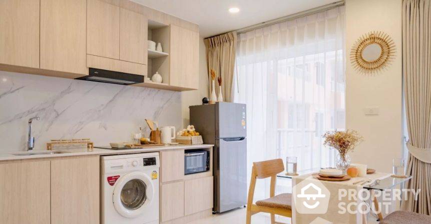Large 1-BR Condo at The Terraza