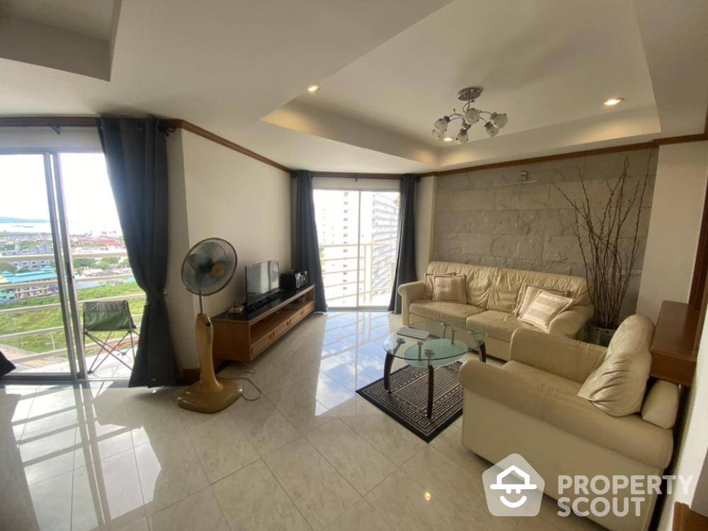 Spacious 1-BR Condo at Rim Jomtien Beach Condominium