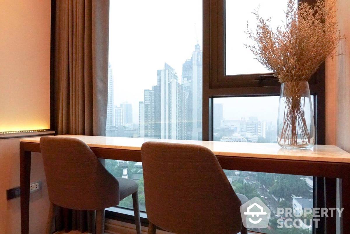 Spectacular High Rise 1-BR Condo at Rhythm Sukhumvit 36-38
