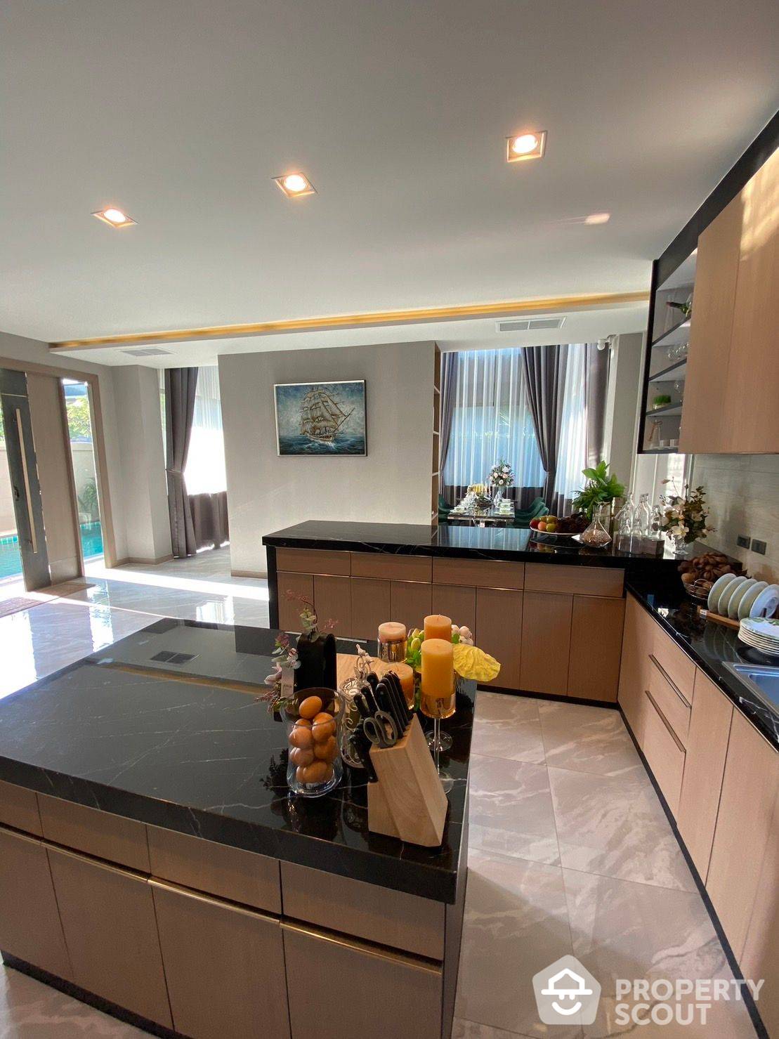 Modern 3-BR House at Madcha Nirvana Pattaya