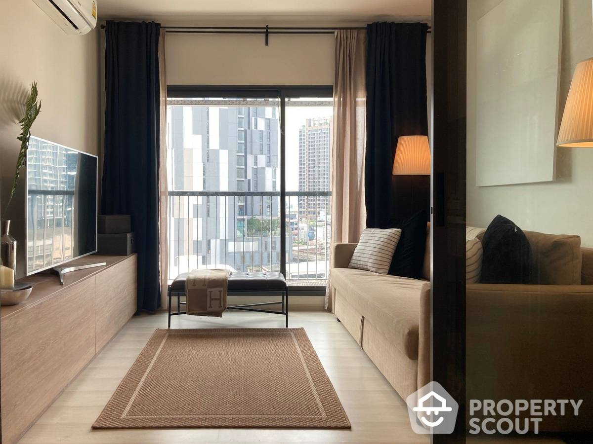 Modern 1-BR Condo at Life Sukhumvit 48