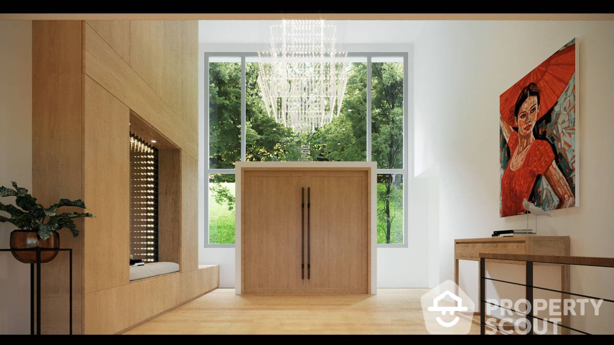 Spacious 2-BR Apt.