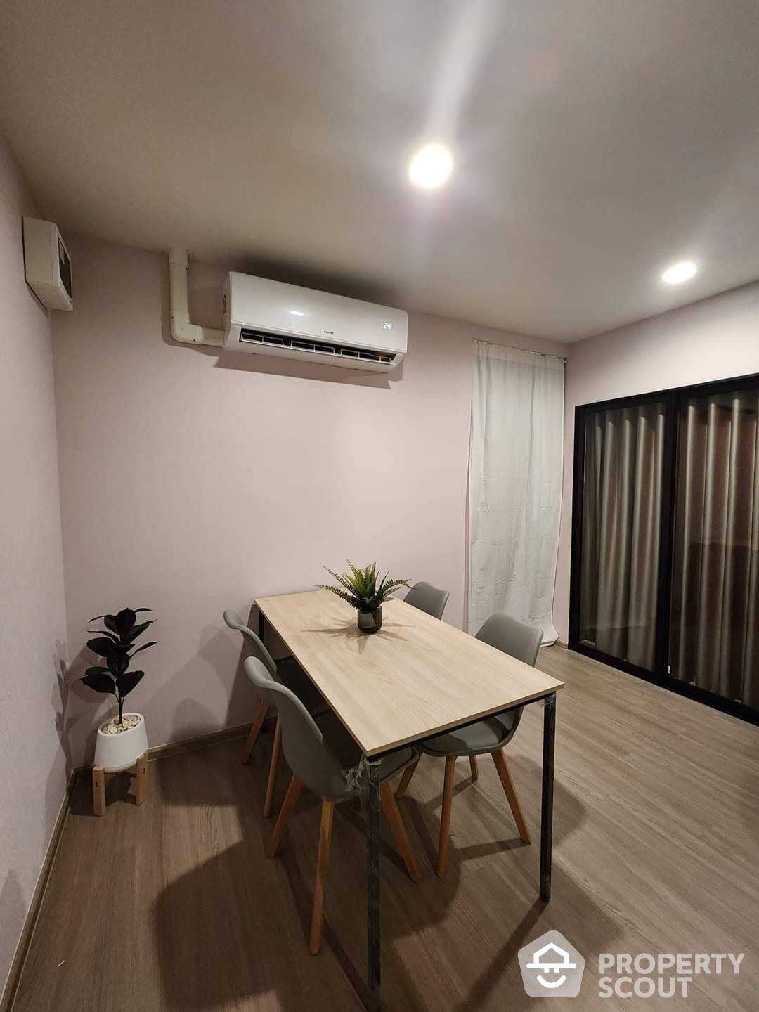 Modern 2-BR Condo at Condo Me Onnut - Rama 9