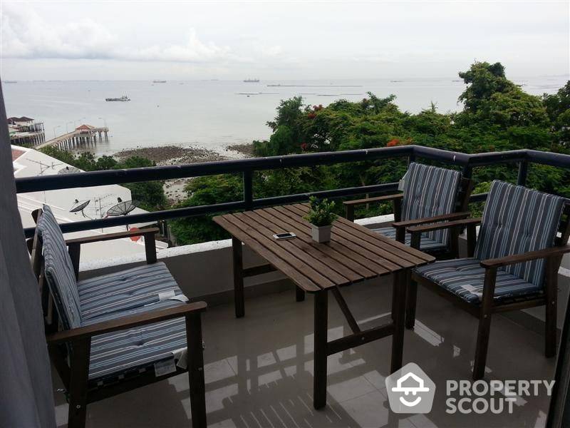 Spacious 2-BR Condo at Rama Harbour View Condominium