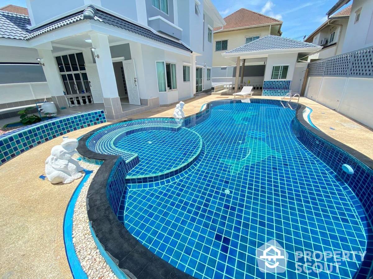 Large 3-BR House