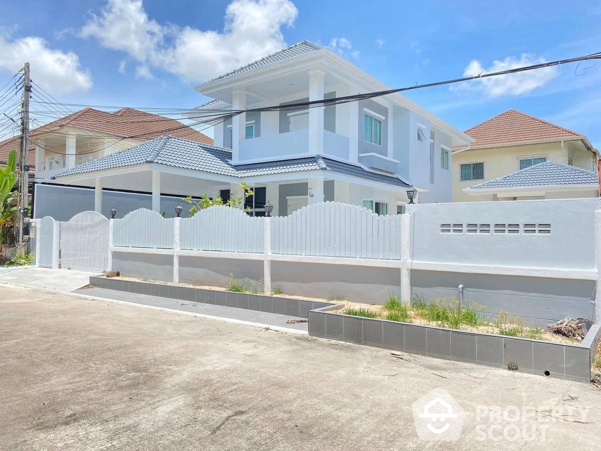 Large 3-BR House