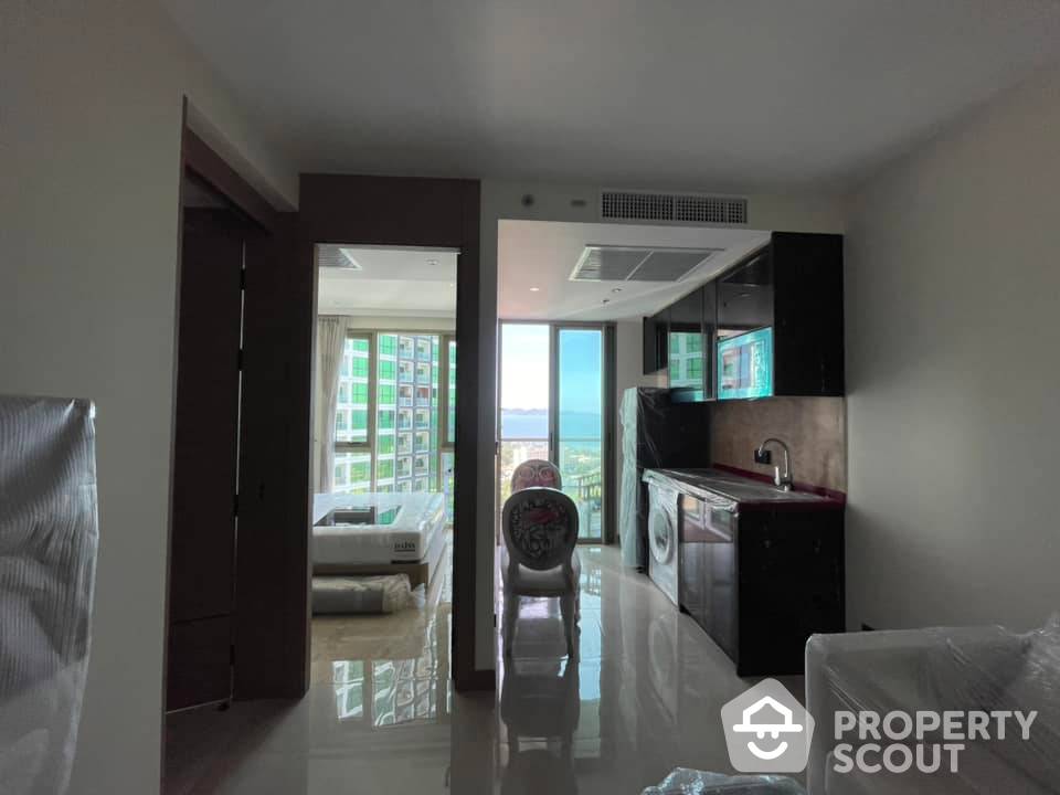 Amazing High Rise 1-BR Condo at The Riviera Ocean Drive