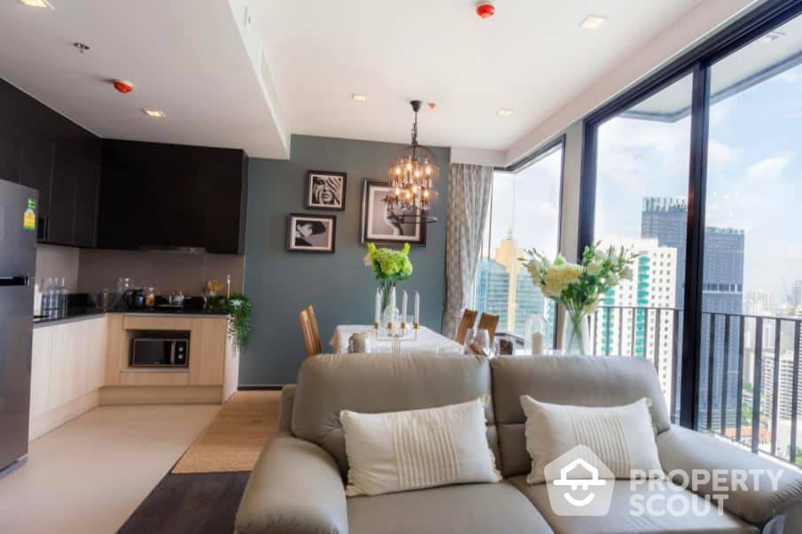 Spectacular High Rise 2-BR Condo at The Edge