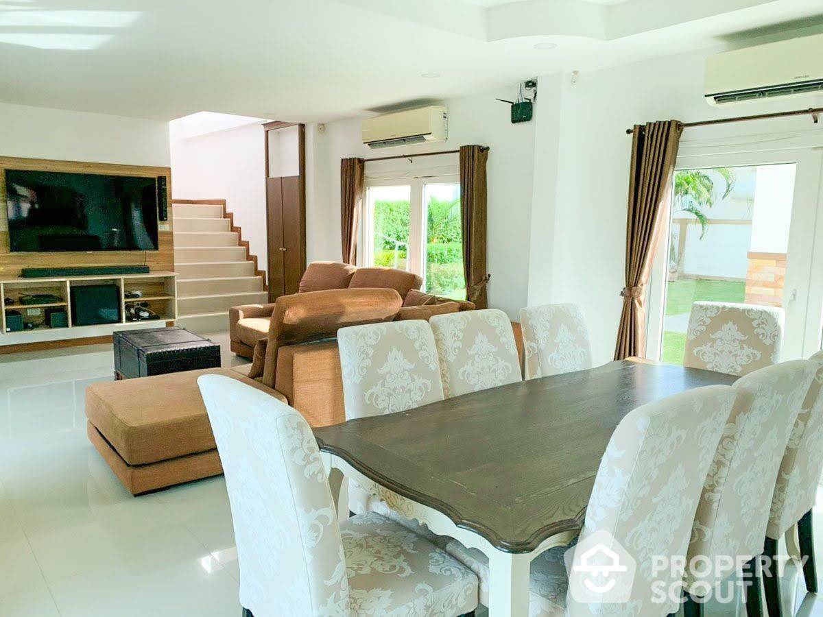 Spacious 3-BR House