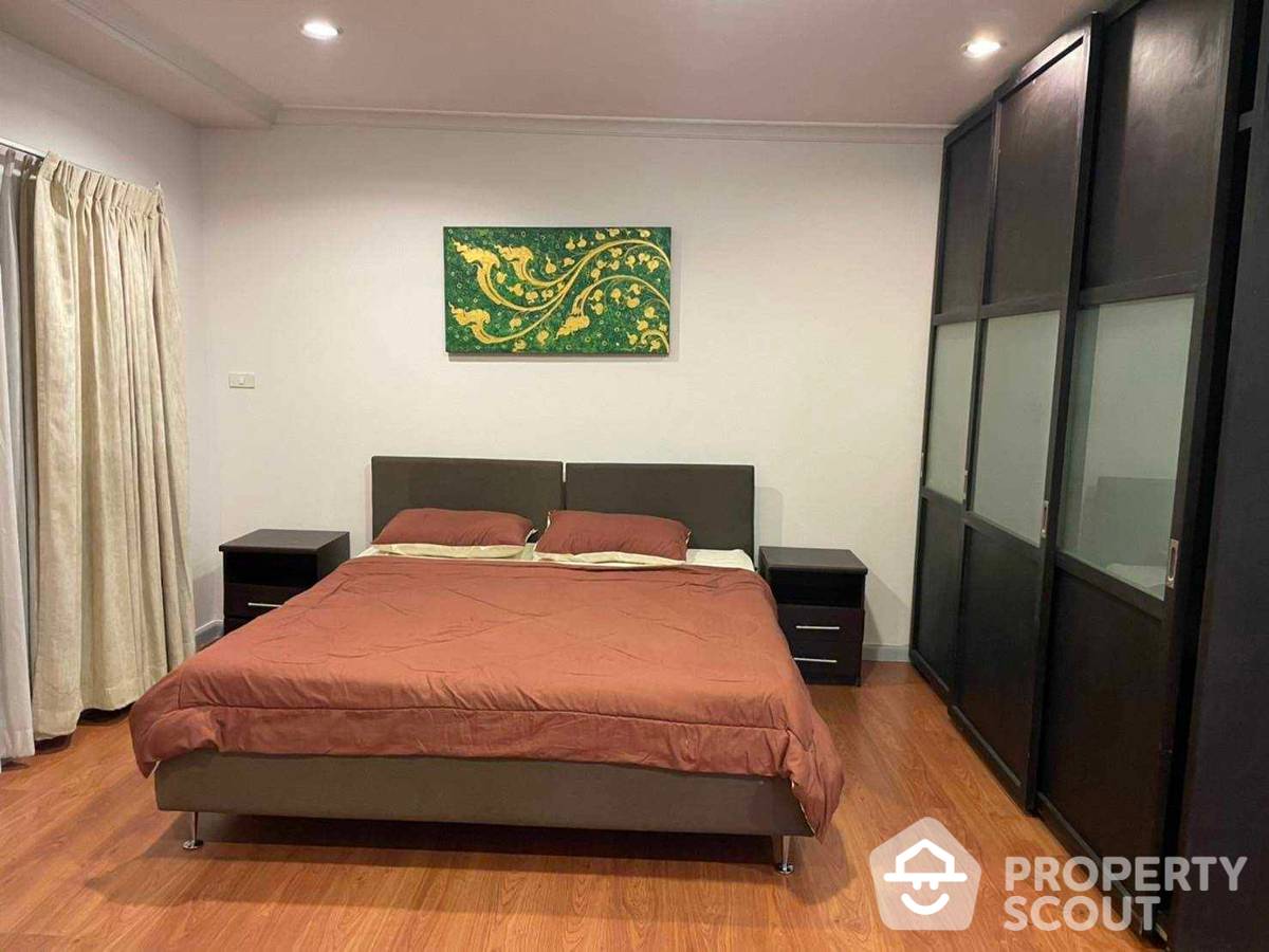 3-BR Condo at Grand Park