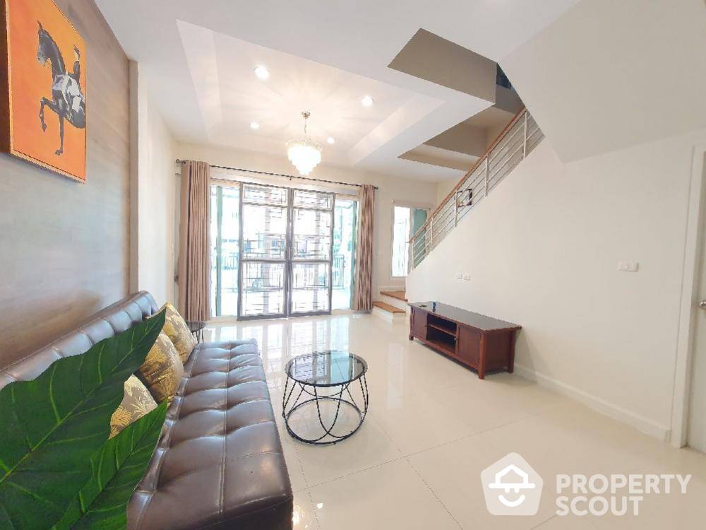 3-BR Townhouse | Min. Lease 6 Mth